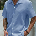 Men's short-sleeve shirt detail
